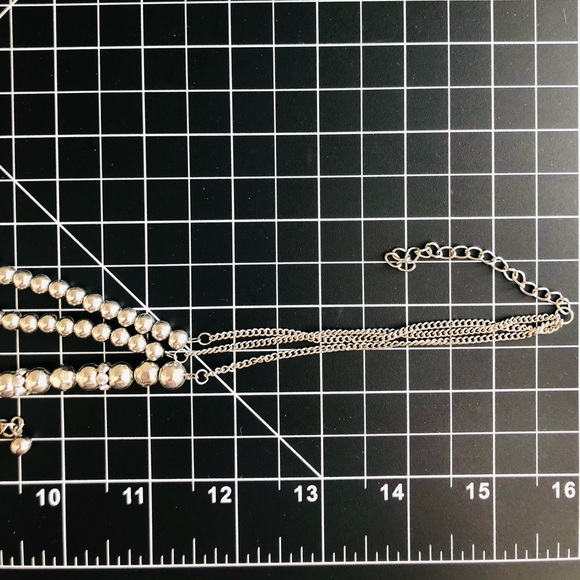 Modern Vintage Metallic Silver Necklace & Bracelet - Picture 8 of 12